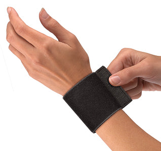 Mueller Elastic Wrist Support with Loop -OSFM