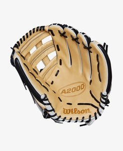 Wilson 2024 A2000 1750 12.5" Baseball Glove